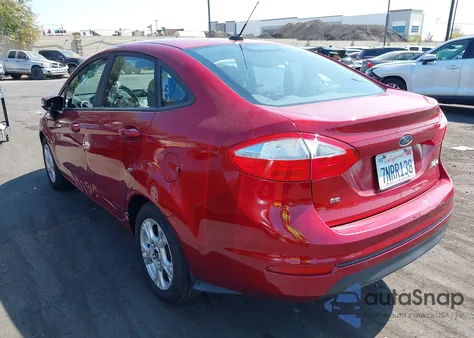 2015 Ford Fiesta Se z USA, uszkodzony, nr VIN 3FADP4BJ7FM213601